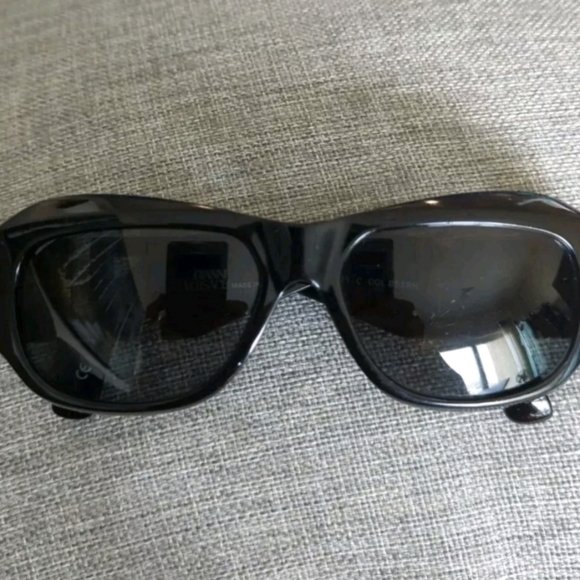 VERSACE Swarovski Crystal Mob Wife Sunglasses Vintage MOD T75/C COL 852RH - Picture 12 of 12